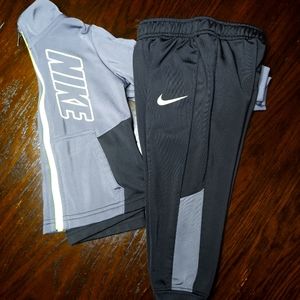 Toddler Boys Nike Black Gray and Neon Green Suit